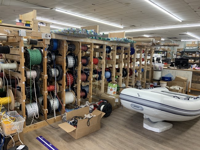 yacht accessories shop